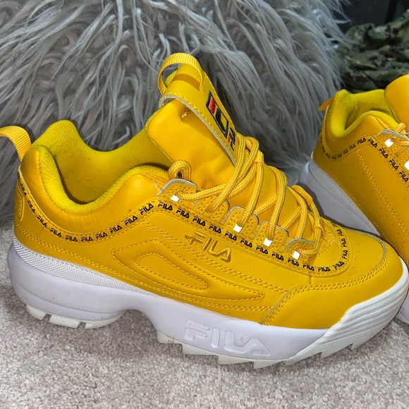 Fila‘s - Picture 3 of 3